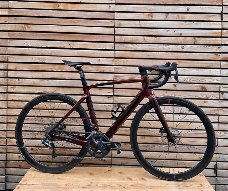 Używany Wilier Cento10 Hybrid SHIMANO ULTEGRA Di2 8070 2021 2021 Road & Gravel