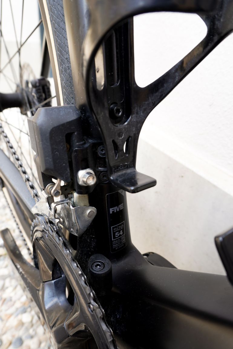 Used BMC Roadmachine FIVE 2023 2023 Road & Gravel — image 5 of 6