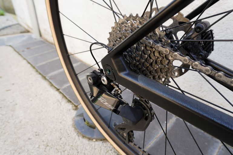 Used BMC Roadmachine FIVE 2023 2023 Road & Gravel — image 4 of 6