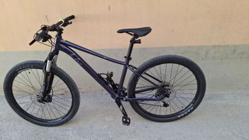 Used Liv Tempt 5 2022 2022 Mountainbike, Blue, 27.5, 29 — image 2 of 9