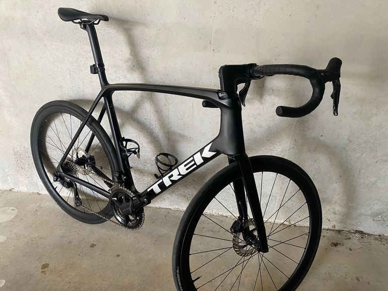Used Trek Émonda SL 7 2024 2024 Road & Gravel, Black — image 1 of 4