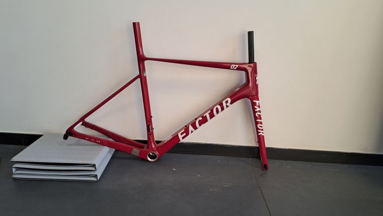 Used Factor O2 VAM - Frameset Premium 2026 Frameset 2026 Road & Gravel, Red — image 1 of 5