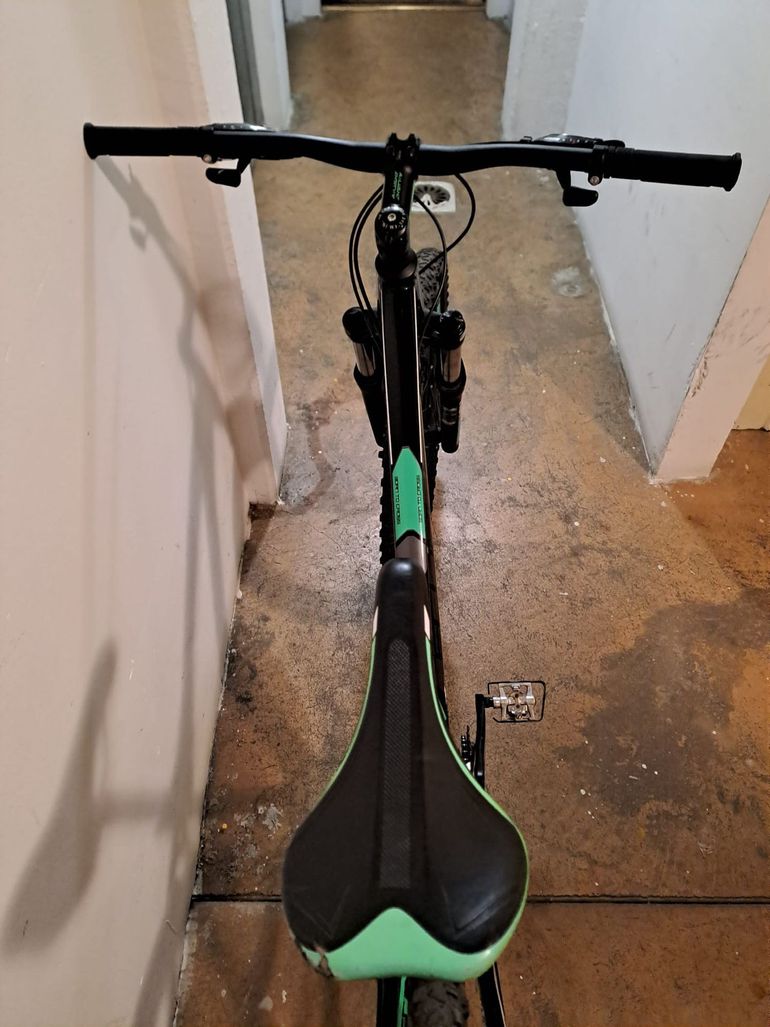 Used Eclipse Eclipse Custom Other Shimano 2021 Mountainbike, Negro — image 4 of 8