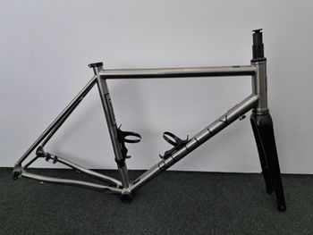 Reilly, Reilly Custom Frameset