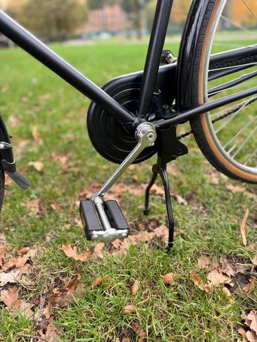 Used Vintage 2025 Urban, Black — image 7 of 12