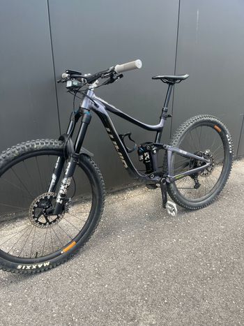 Used Giant Reign 29 1 2021 2021 Mountainbike, Schwarz, 29 — image 6 of 9
