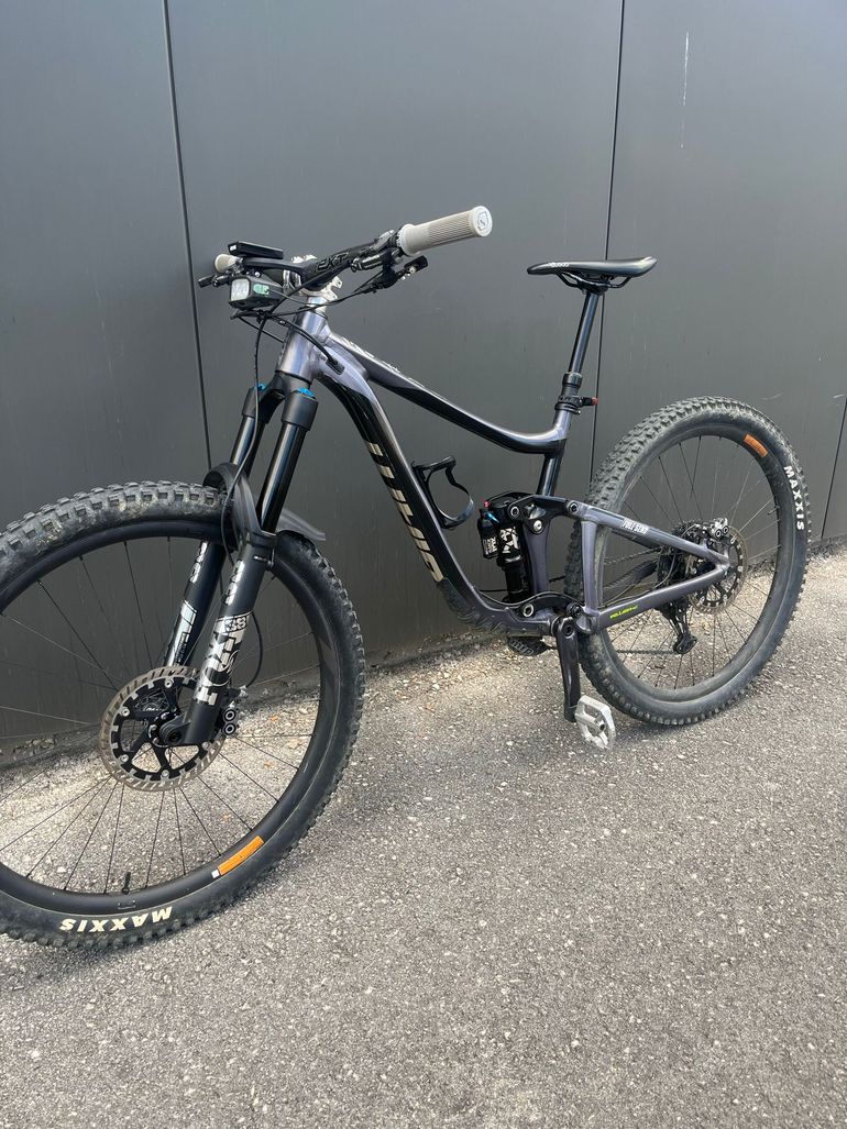 Used Giant Reign 29 1 2021 2021 Mountainbike, Schwarz, 29 — image 6 of 9