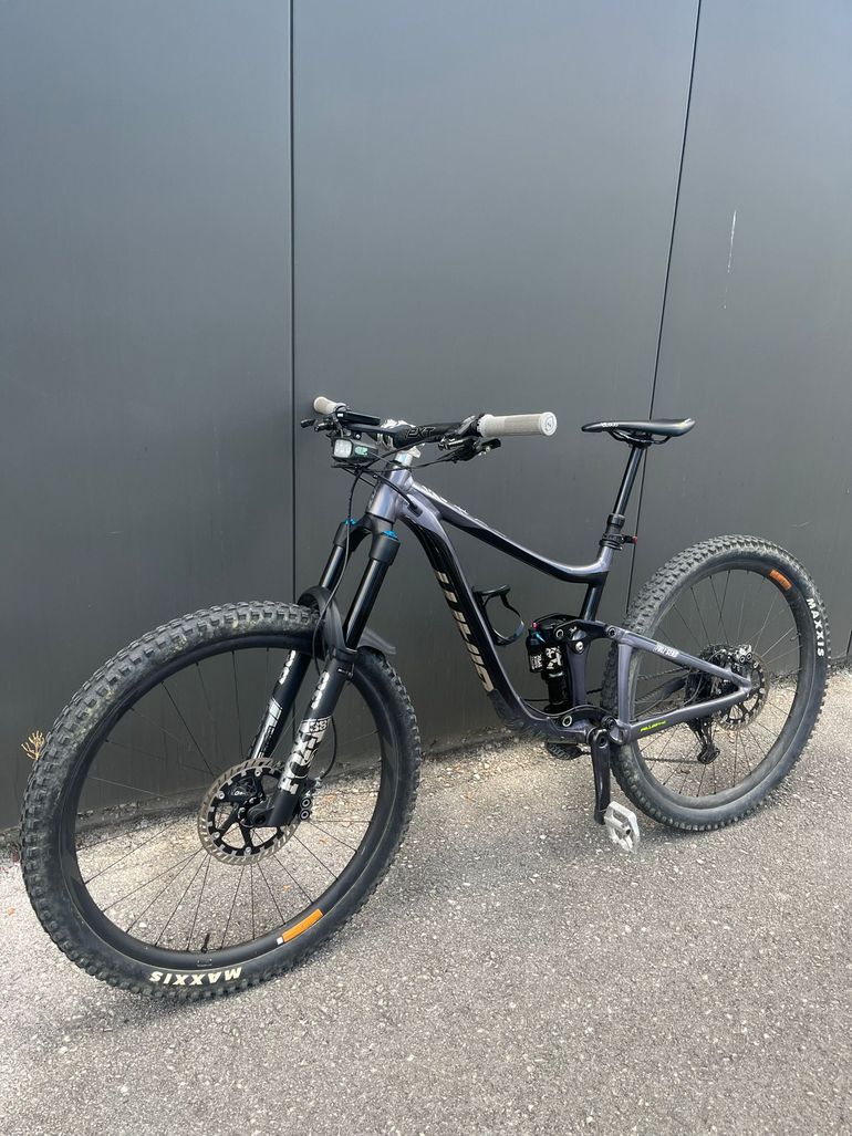 Used Giant Reign 29 1 2021 2021 Mountainbike, Schwarz, 29 — image 5 of 9