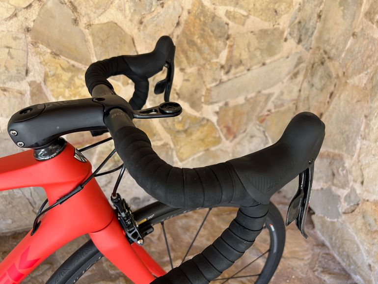 Used Trek Emonda SRAM Red 2018 Road & Gravel, Red — image 3 of 27