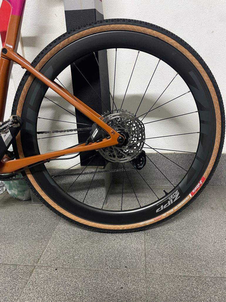 Used Cannondale Topstone Carbon Apex 2025 2025 Road & Gravel, Orange — image 8 of 10