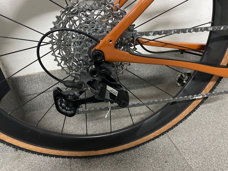Used Cannondale Topstone Carbon Apex 2025 2025 Road & Gravel, Orange — image 5 of 10