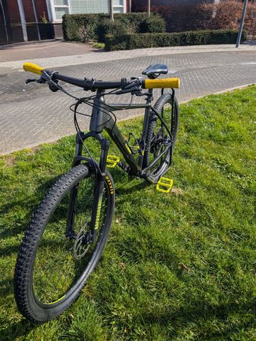 Used CUBE REACTION PRO 2021 2021 Mountainbike, Black, 27.5, 29 — image 3 of 10