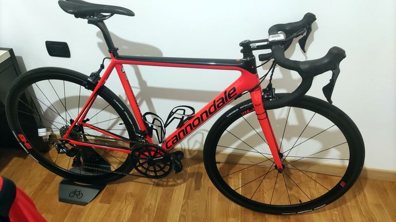 Used Cannondale Cannondale SuperSix EVO Hi-MOD Dura Ace 2017 Road & Gravel, Red — image 1 of 8