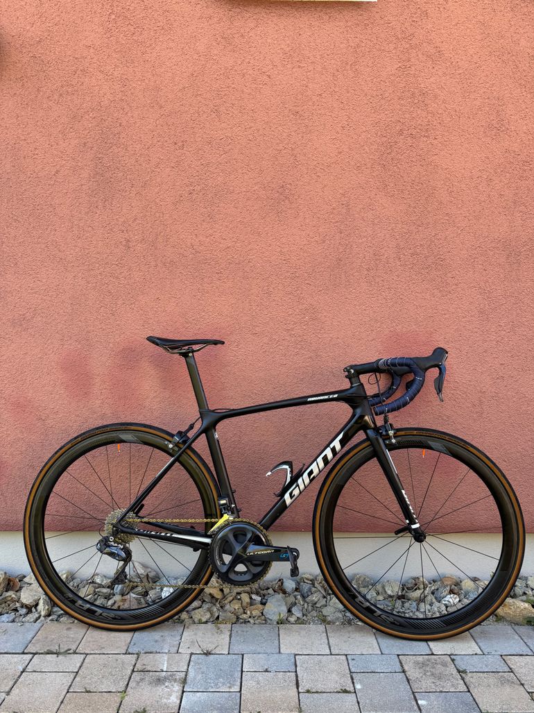 Used Giant Tcr Advanced Pro 0 2019 2019 Road & Gravel, Black — image 1 of 10