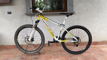 Used FRW FRW Custom Shimano Deore 2016 Mountainbike — image 2 of 3