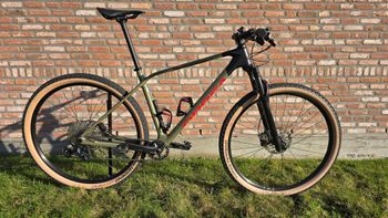 Used Orbea ALMA M50 2022 2022 Mountainbike, Verde — image 1 of 5