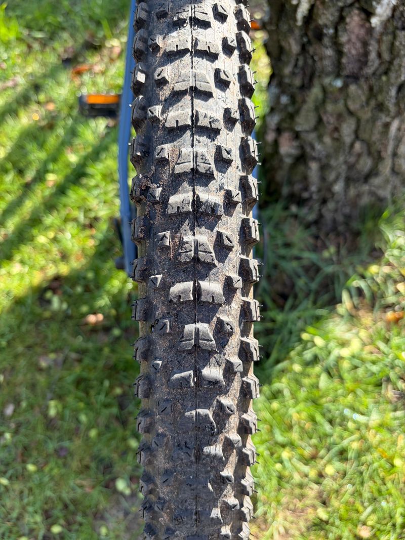 Giant Talon E+ 3 2022 Mountainbike d'occasion — image 8 sur 8