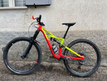 Used Specialized Enduro Shimano Deore XT 2018 Mountainbike — image 2 of 4