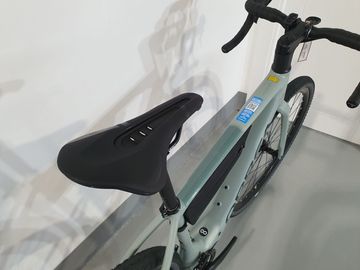 Used Orbea DENNA H40 2025 2025 Road & Gravel, Light Gray — image 7 of 7