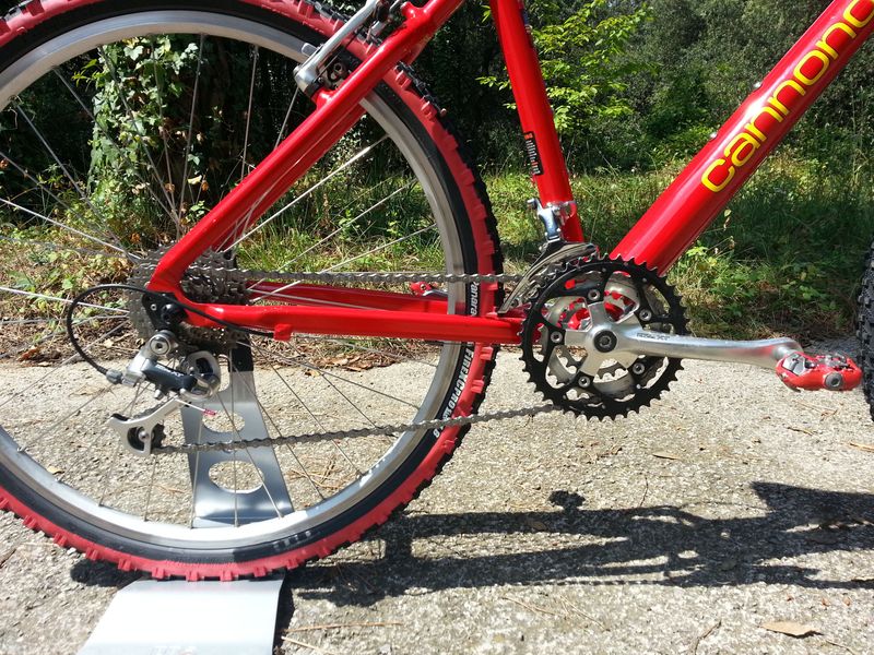 Used Cannondale 1994 F700 1994 Mountainbike, Red — image 2 of 11