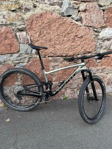 Gebrauchtes Giant Anthem Advanced 29 2 2024 2024 Mountainbike, Schwarz, 29 — Bild 4 von 10