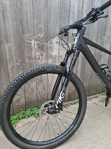 Used Scott Spark 940 2022 2022 Mountainbike, Black, 29 — image 7 of 10