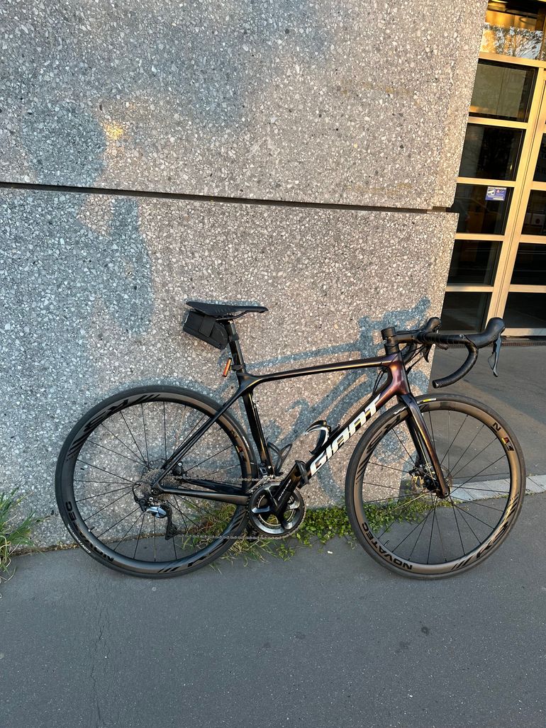 Used Giant TCR Advanced, Pro Disc 1 2021 2021 Road & Gravel — image 6 of 12