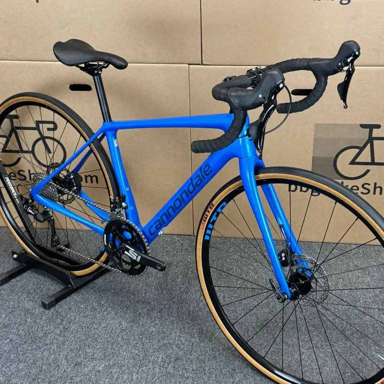 Used Cannondale Cannondale Synapse Disc - Carbon Fiber Road Bike 2019 (48cm) 2019 Road & Gravel, Blue — image 8 of 9