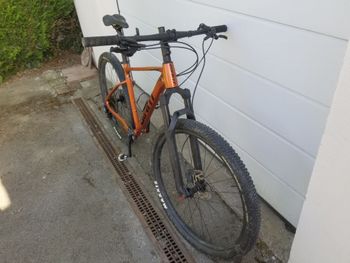 Used Vtt giant xtc VTT Giant Xtc 2023 2023 Mountainbike, Orange — image 3 of 3
