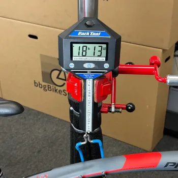 Used Carrera Carrera Phibra Evo - 11-speed Shimano 105 2018 (58cm) 2018 Road & Gravel, Light Gray — image 9 of 9