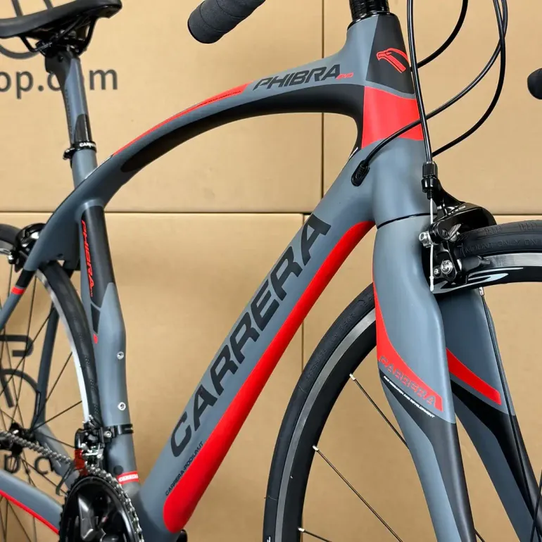 Used Carrera Carrera Phibra Evo - 11-speed Shimano 105 2018 (58cm) 2018 Road & Gravel, Light Gray — image 7 of 9