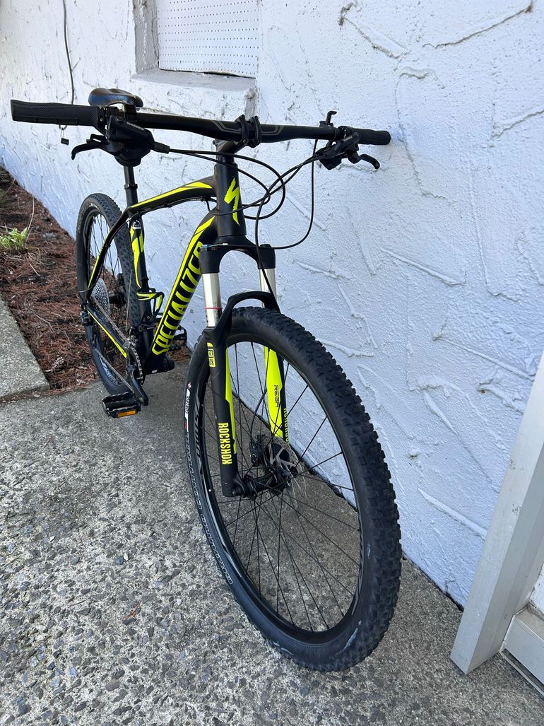 Used Specialized Crave Expert 2015 2015 Mountainbike, Black, 29 — image 2 of 13