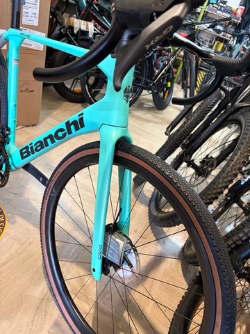 Gebrauchtes Bianchi Impulso PRO GRX 820 disc 2026 2026 Road & Gravel