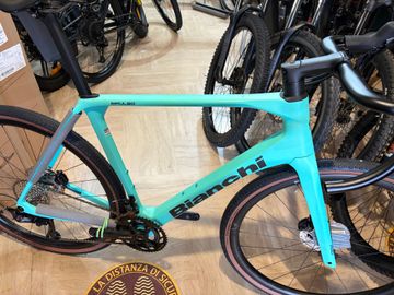 Bianchi Impulso PRO GRX 820 disc 2026 2026 Road & Gravel usato, Verde — immagine 7 di 7