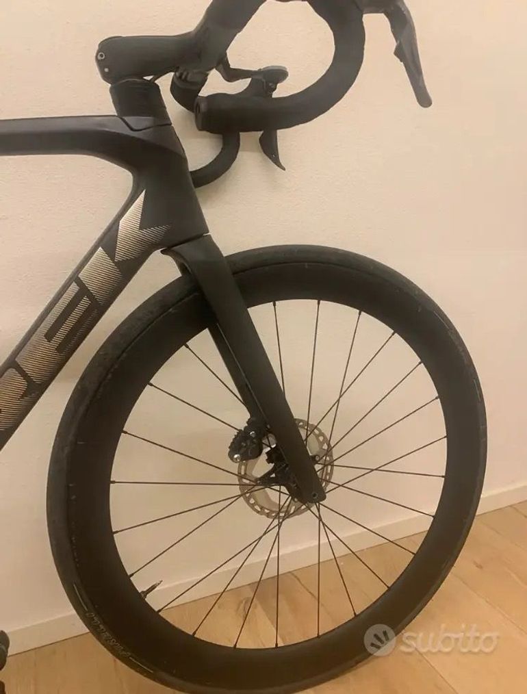 Used Trek Émonda SLR 7 2022 2022 Road & Gravel, Black — image 5 of 10
