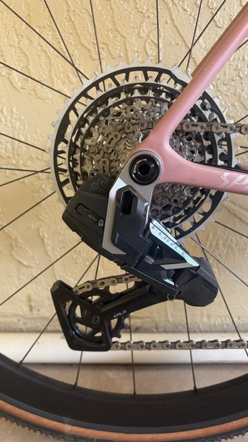 Used Specialized CruX 2025 Road & Gravel, Green — image 11 of 11