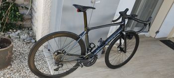 Used Giant TCR Advanced Pro Disc 1 Black Diamond 2024 Road & Gravel — image 2 of 3