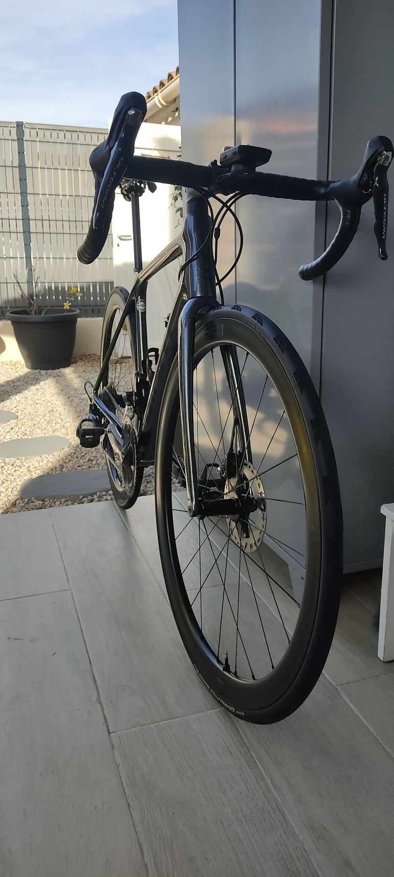 Used Giant TCR Advanced Pro Disc 1 Black Diamond 2024 Road & Gravel — image 3 of 3
