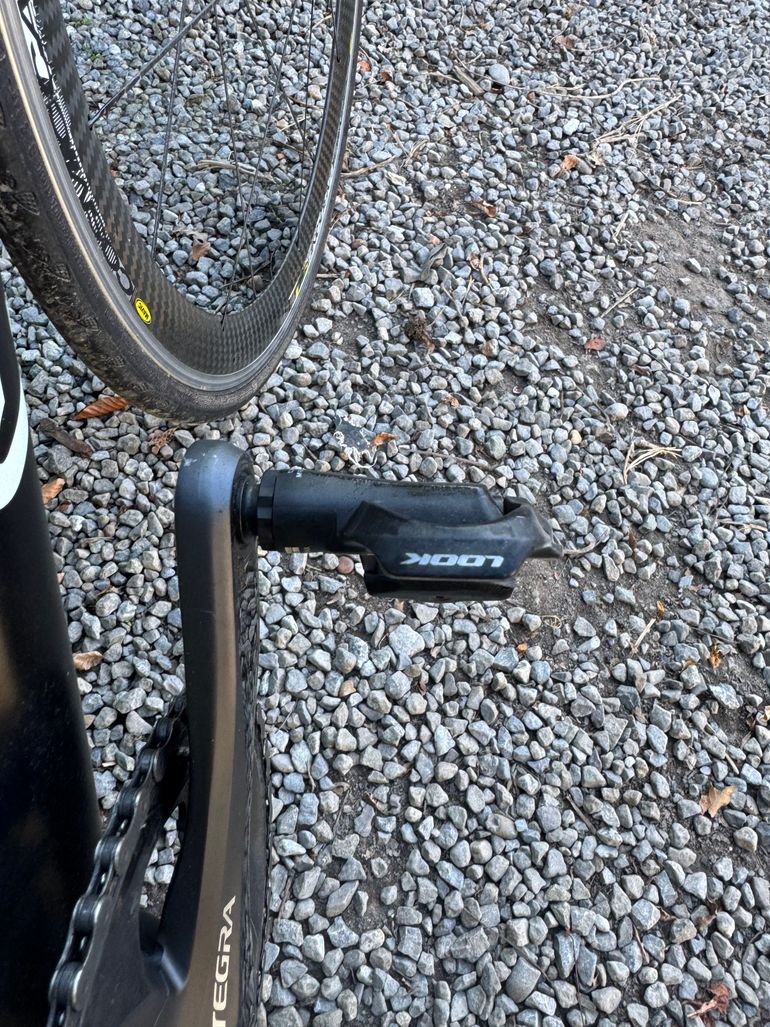 Used Canyon Cf F10 2015 Road & Gravel — image 9 of 9