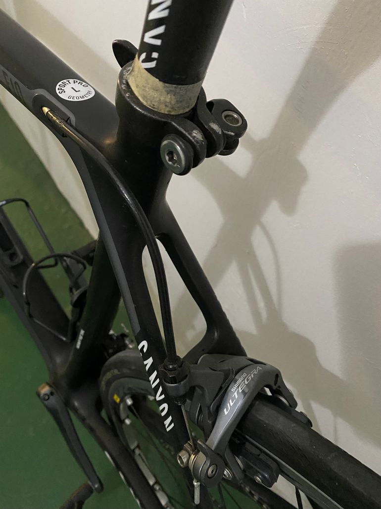 Used Canyon Ultimate CF SL 2015 Shimano Ultegra 2015 Road & Gravel, Schwarz — image 6 of 12