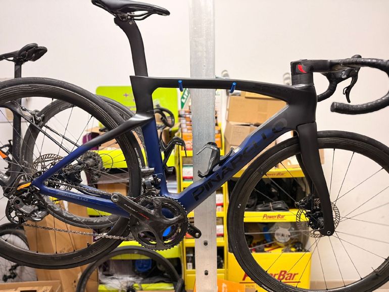 Used Pinarello DOGMA F SUPER RECORD EPS Disc 2023 2023 Road & Gravel — image 18 of 25