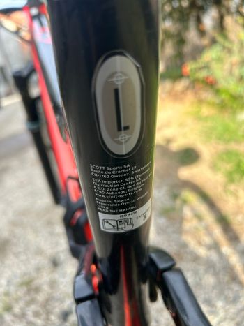 Used Scott Spark RC 900 2020 2020 Mountainbike, Red, 29 — image 7 of 10