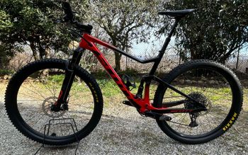 Used Scott Spark RC 900 2020 2020 Mountainbike, Red, 29 — image 2 of 10
