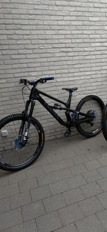 Canyon, Spectral 27.5 CF 8 2023
