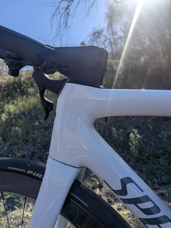 Used Specialized Tarmac SL8 Expert - SRAM Rival eTAP AXS 2025 2025 Road & Gravel, White — image 5 of 5