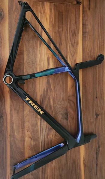 Used Trek Madone SL Gen 8 Frameset 2026 Frameset 2026 Road & Gravel, Black — image 2 of 5