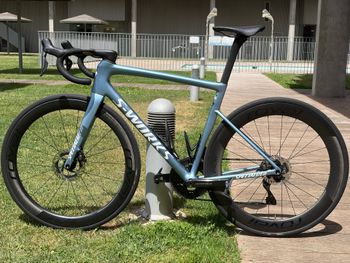 Used Specialized S-Works Tarmac SL8 - Shimano Dura-Ace Di2 2026 2026 Road & Gravel, Azul — image 2 of 10