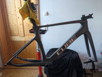 Used CUBE AGREE C:62 2023 Frameset 2023 Road & Gravel, Light Gray — image 1 of 6