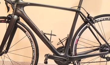 Used Specialized Tarmac Shimano 105 2017 Road & Gravel, Black — image 9 of 11