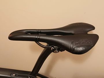 Used Specialized Tarmac Shimano 105 2017 Road & Gravel, Black — image 11 of 11